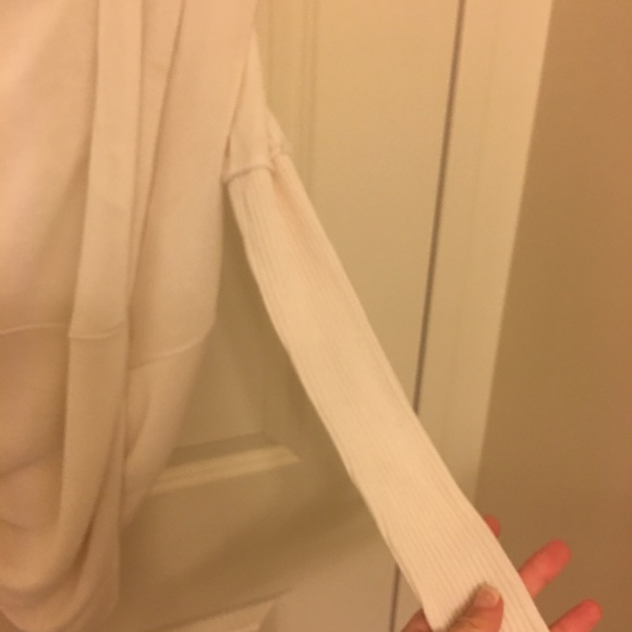 Sweater - Picture 4 of 8